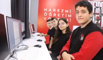 Kocaeli’deki Lise Öğrencileri Robotik Alanında Başarılar Elde Ediyor