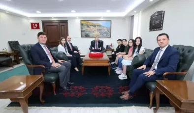 Mardin’de 500 Puan Alan Öğrencilere Ödül