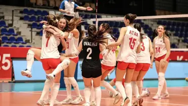 Milli Voleybol Kız Takımı Finalde!