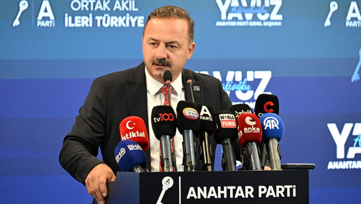 Anahtar Parti İstanbul Kongresi’ni yaptı; “Bir Memleketin Harbi Bu” 1 Anahtar Parti İstanbul Kongresi’ni yaptı; “Bir Memleketin Harbi Bu”